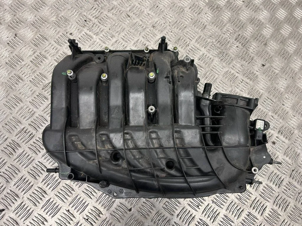 Intake manifold – Dodge Durango III (2010-)