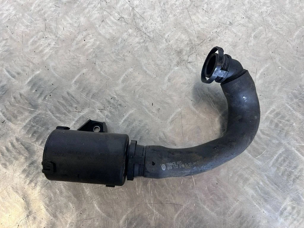 Air intake hose/pipe 8K0131351B