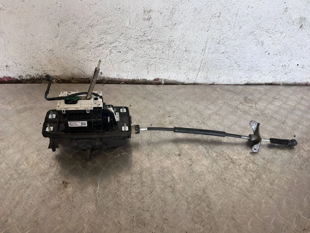 Gear selector mechanism 8K1713041AC