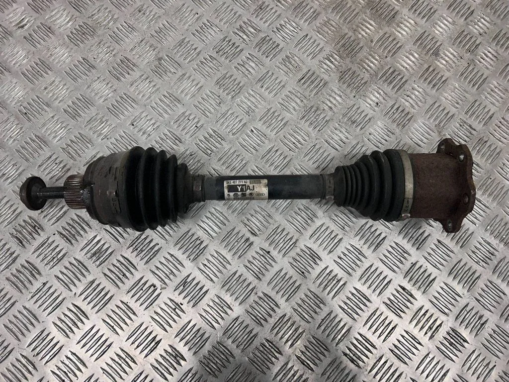 Front driveshaft 8K0407271AJ