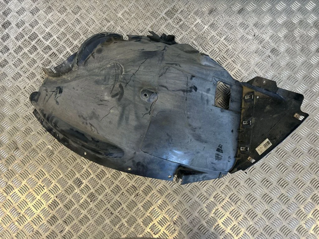 Front wheel arch liner splash guards 7186914