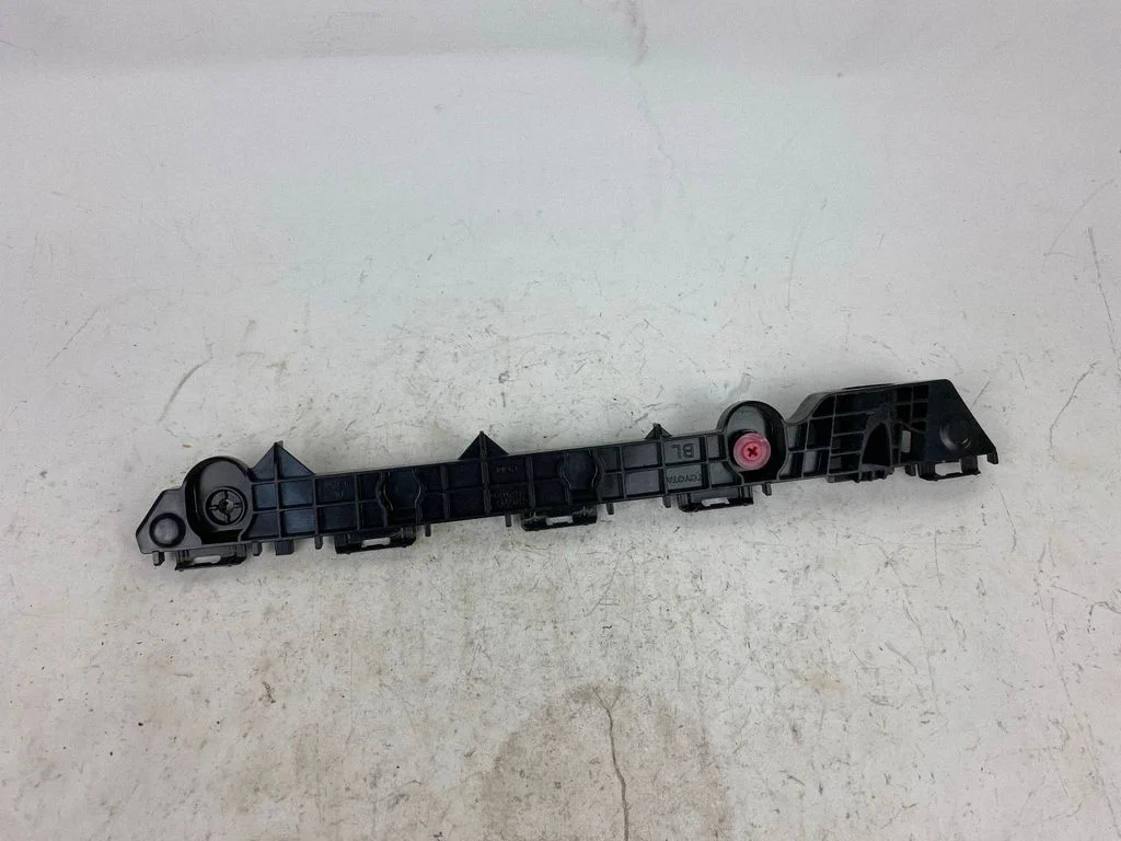 Rear bumper mounting bracket 5257662020