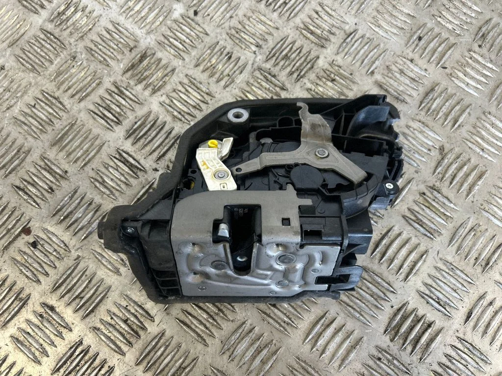 Front door lock 9492091