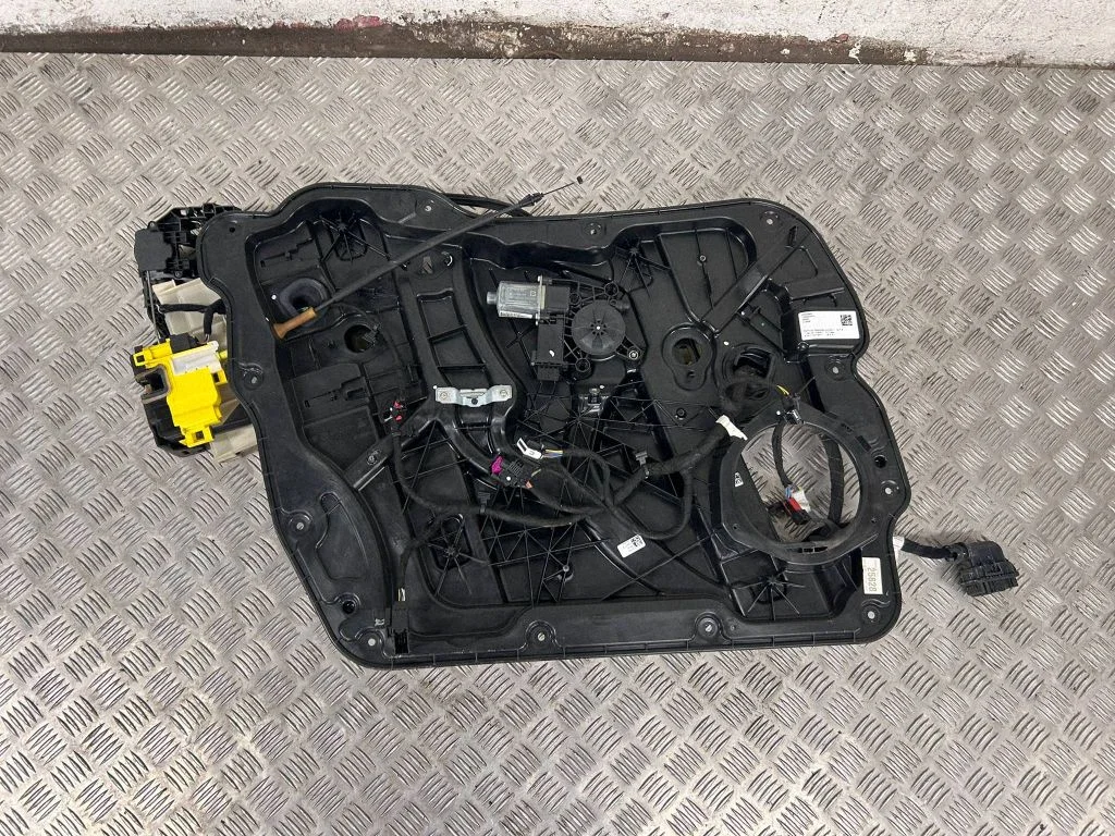 Priekinis el. lango pakėlimo mechanizmas be varikliuko