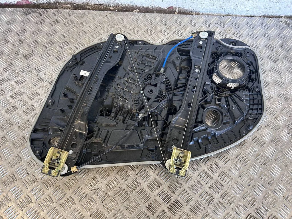 Priekinis el. lango pakėlimo mechanizmas be varikliuko