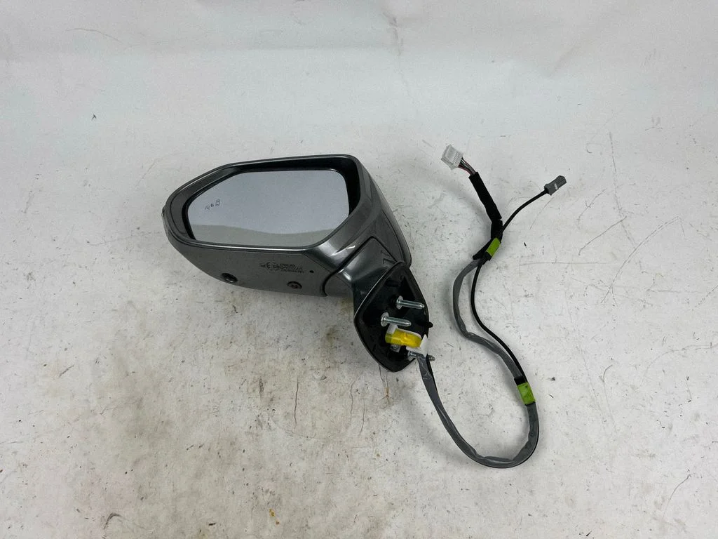 Esiukse elektriline välispeegel E13049824