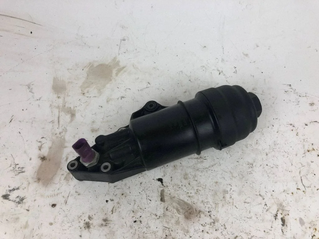 Oil filter mounting bracket – Audi A4 Allroad B8 (2008-2016)