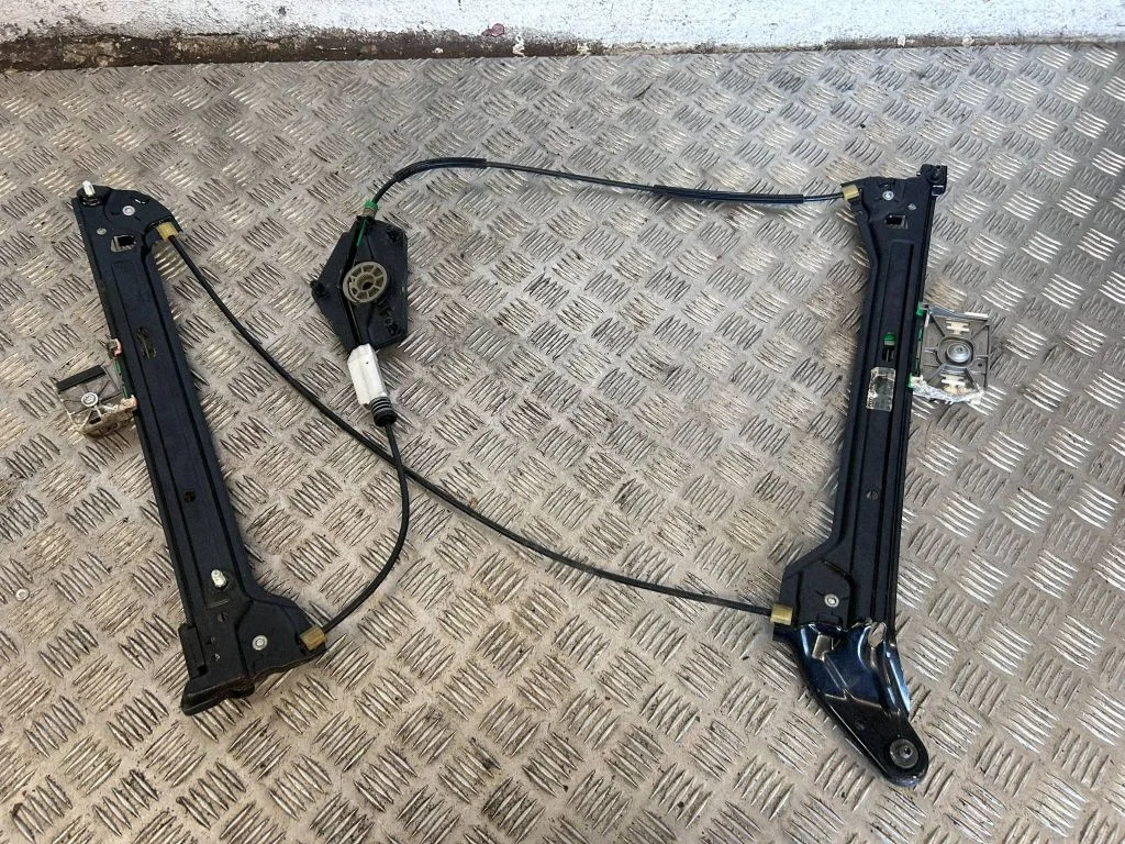 El. lango pakėlimo mechanizmas be varikliuko