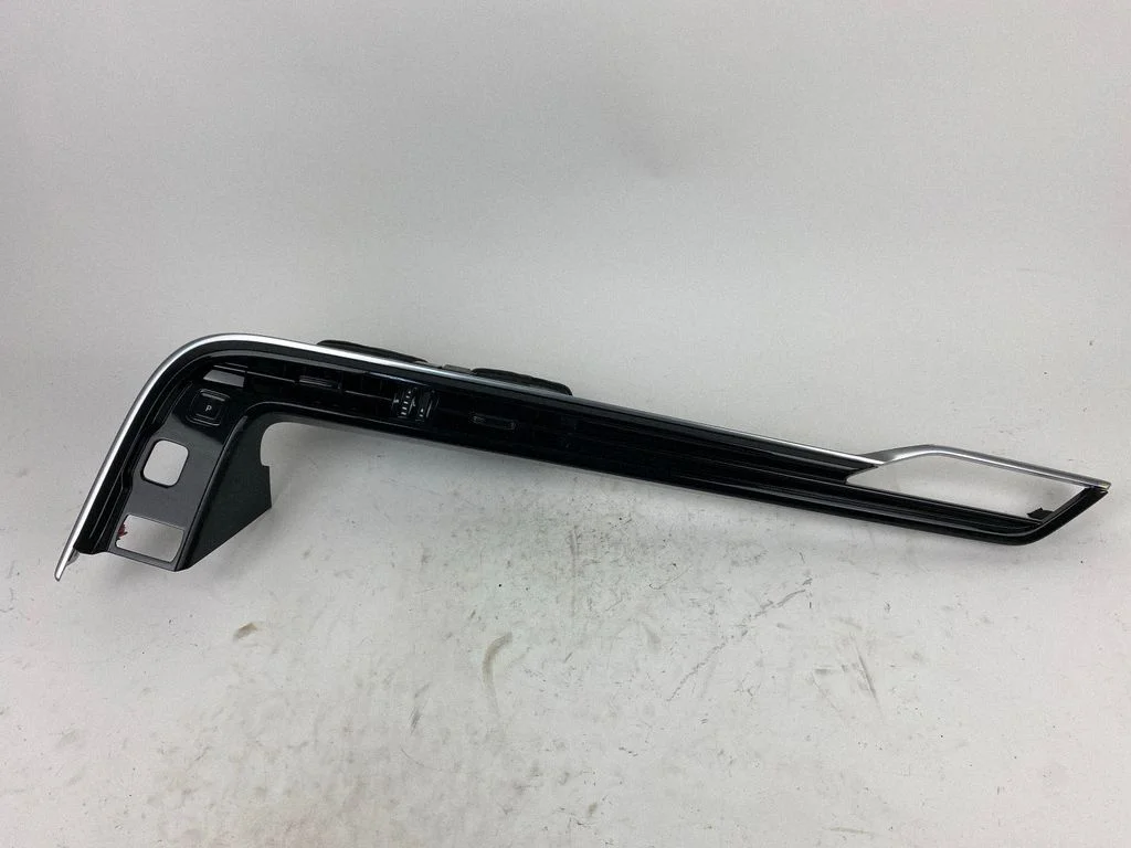 Dash center air vent grill 5547662030
