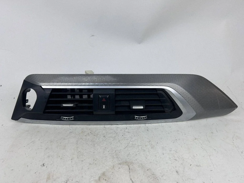 Dash center air vent grill 9363444