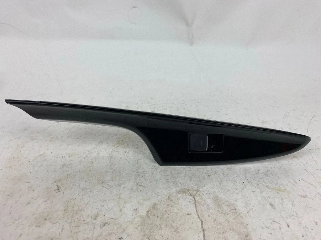Other rear door trim element 74274X1300