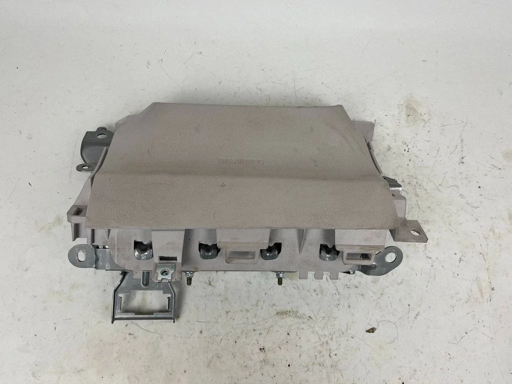 Passenger airbag 7B0032819M3B