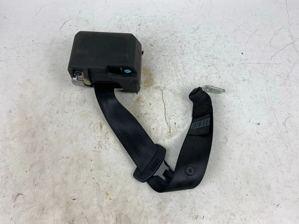 Rear seatbelt 8T0857805N
