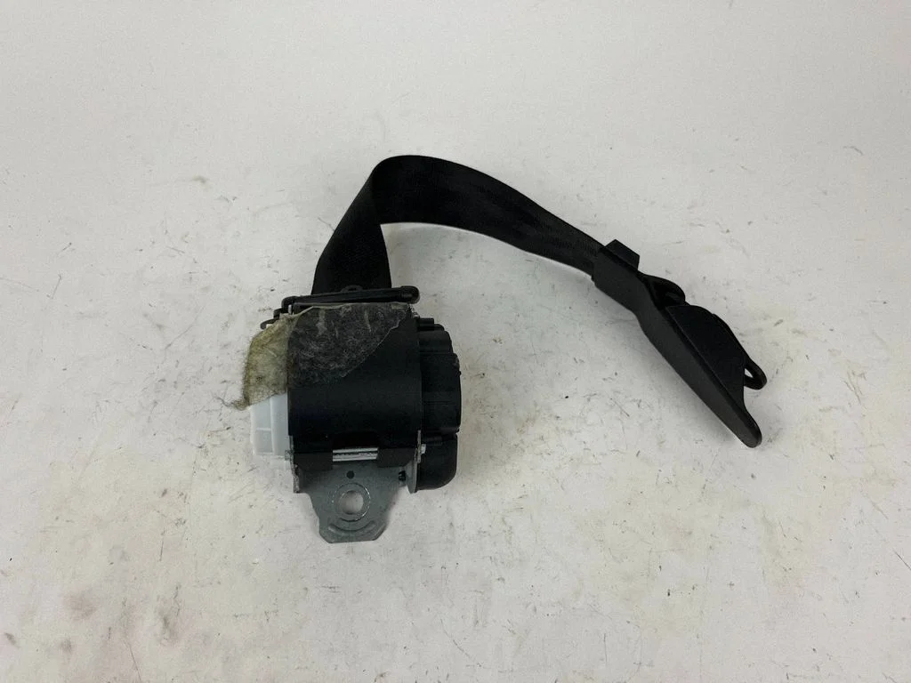 Rear seatbelt 4M0857811A