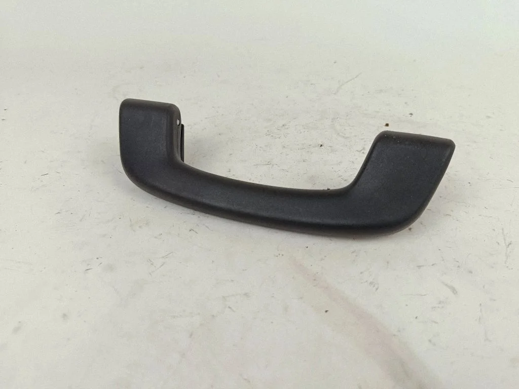 Front interior roof grab handle