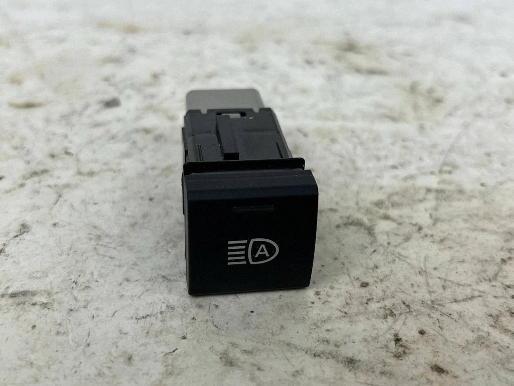 Light switch