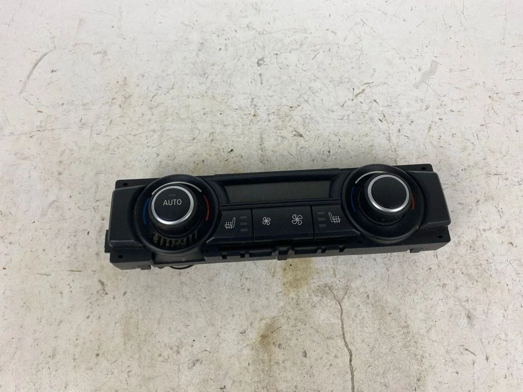 Climate control unit 9129015