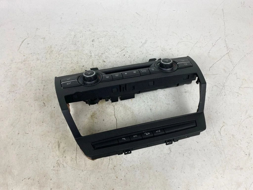 Climate control unit 9157555