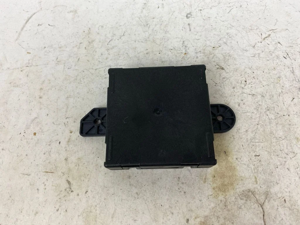 Door control unit/module 68316561AC