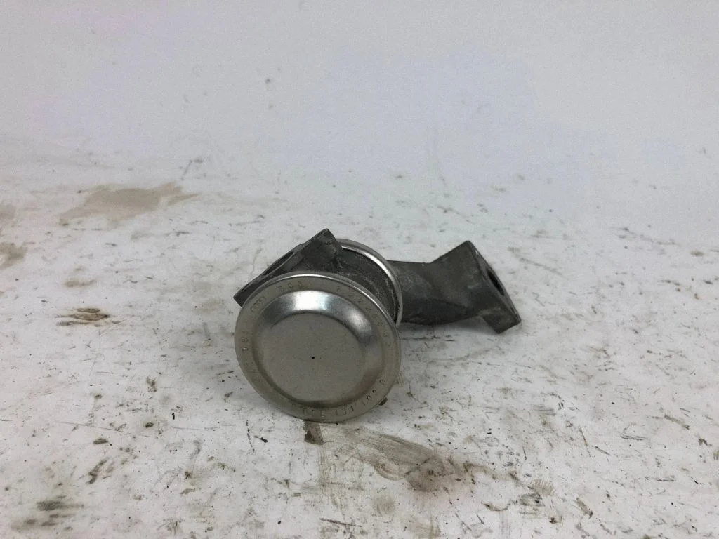 EGR valve 06E131102B