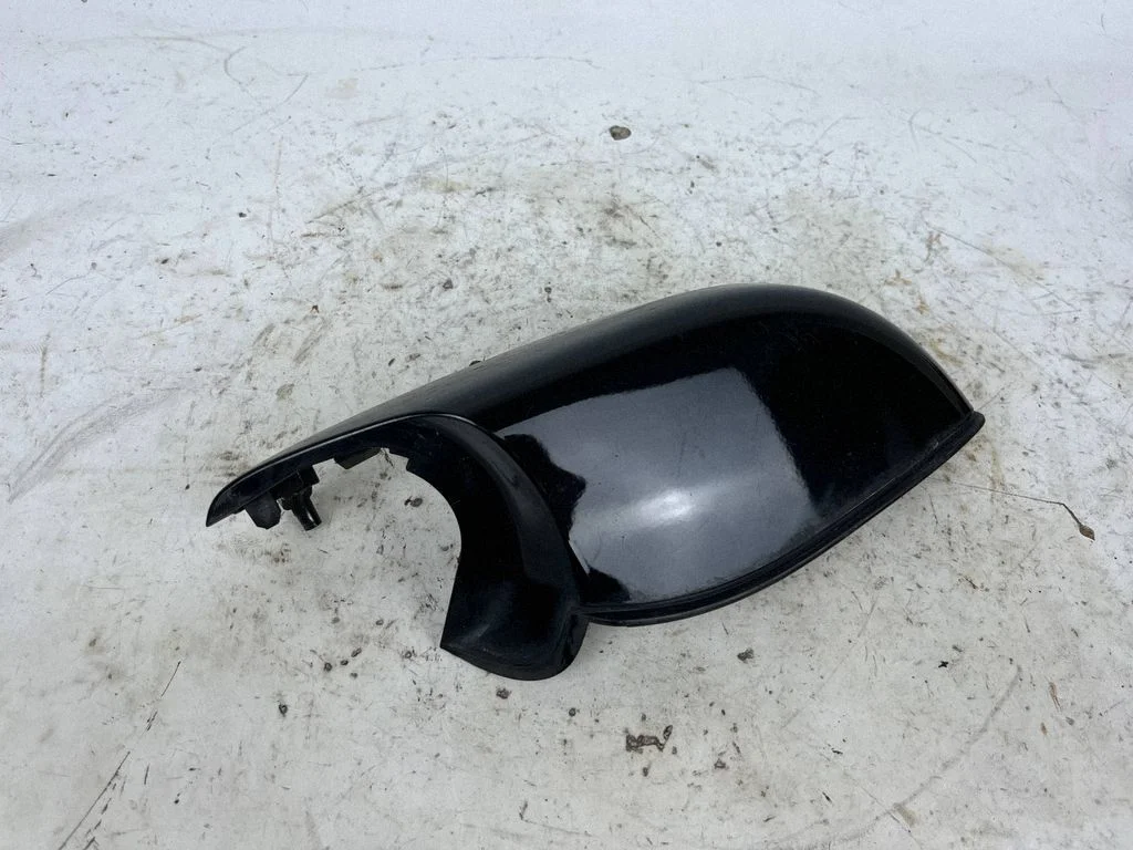 Veidrodėlio plastikinė apdaila
