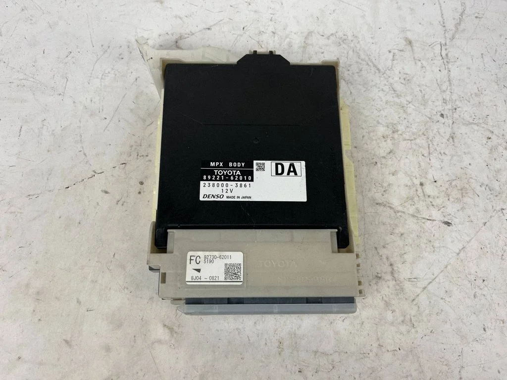 Fuse box set 8922162010