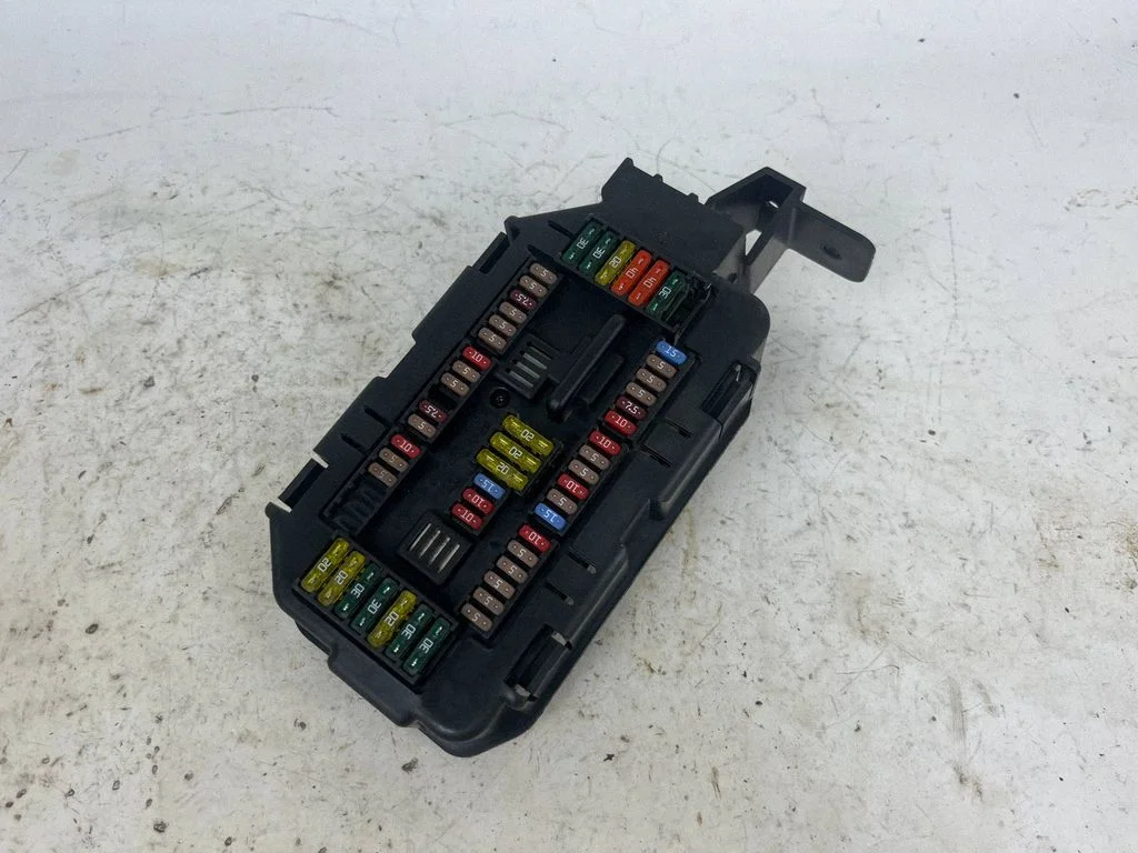 Drošinātāju bloks 9316568