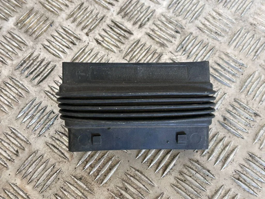 Muu mootoriruumi osa 670007992