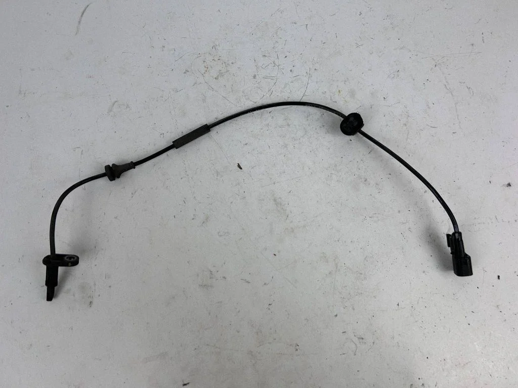 Tagumine piduri ABS-andur 104477100D