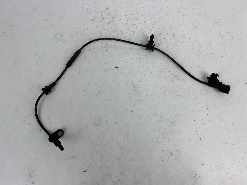 Tagumine piduri ABS-andur 104477100D