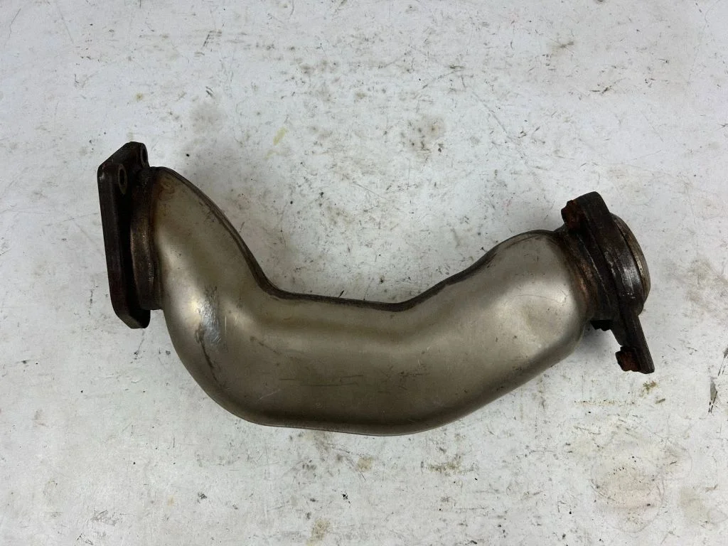 Other engine bay part A2781401608