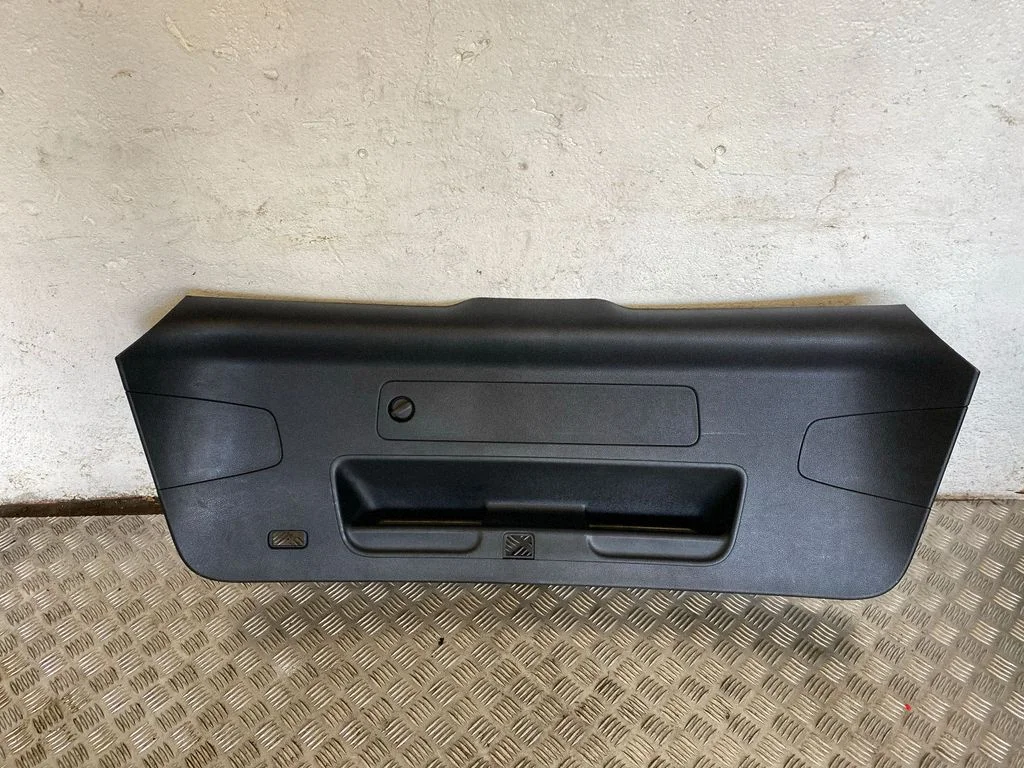 Tailgate trim – Audi Q5 SQ5 FY (2017-2025)