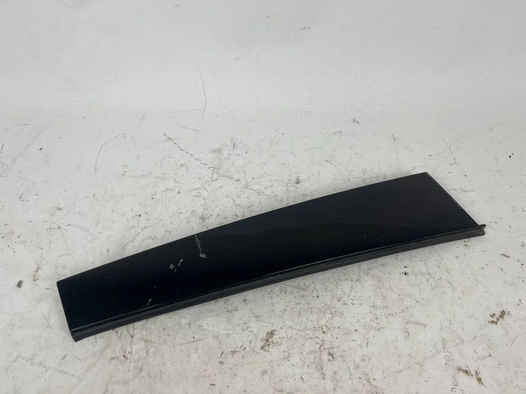 Listwa szyby drzwi tylnych 80A839901