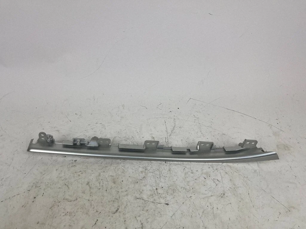 Panel trim 5596262020