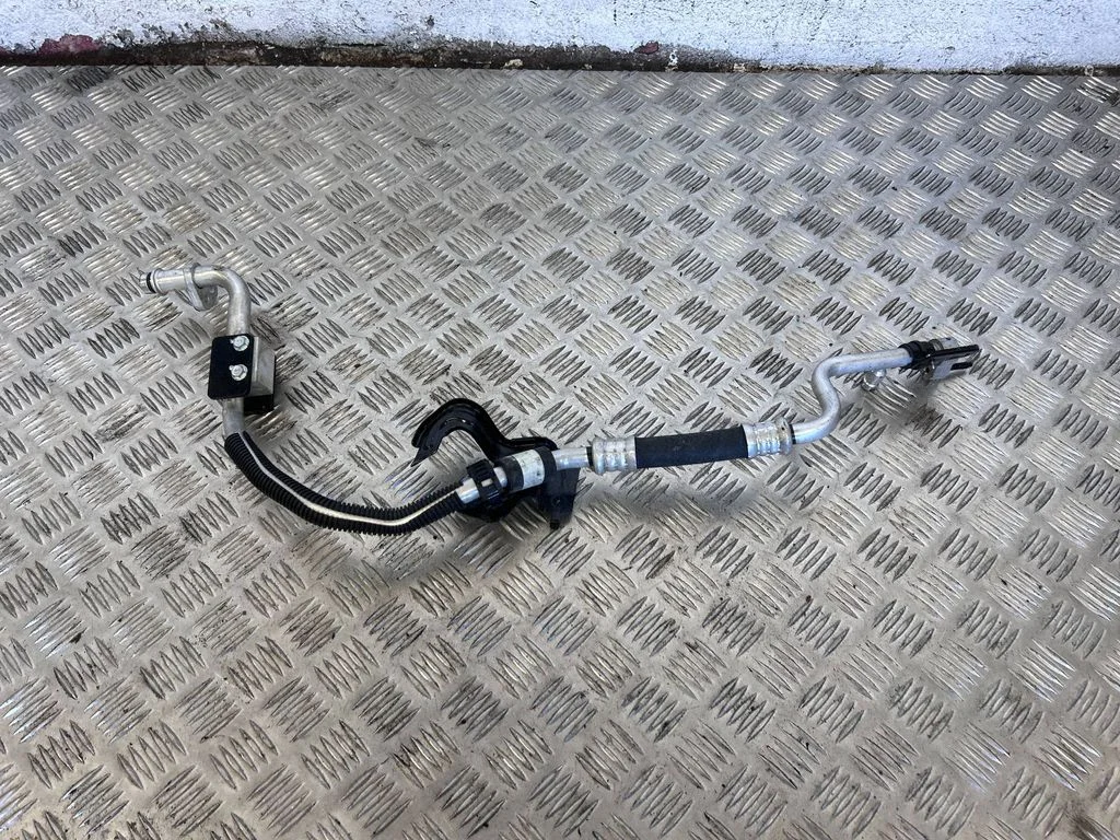 Elektromobilio variklio aušinimo žarnelės/vamzdeliai