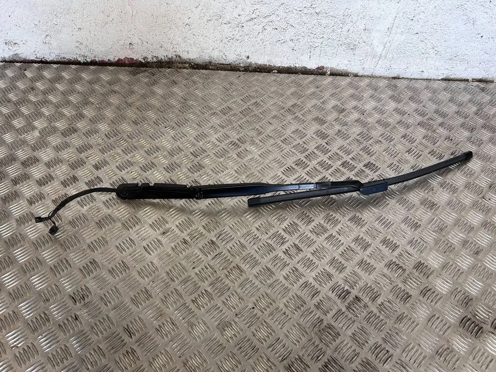 Front wiper blade arm W000071208