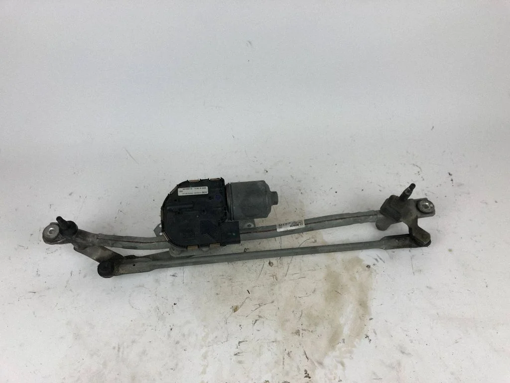 Front wiper linkage and motor – Audi A6 S6 C7 4G (2011-2018)