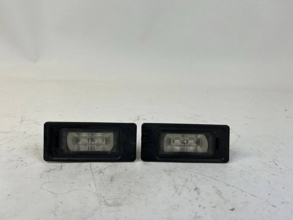 Number plate light 4G0943021