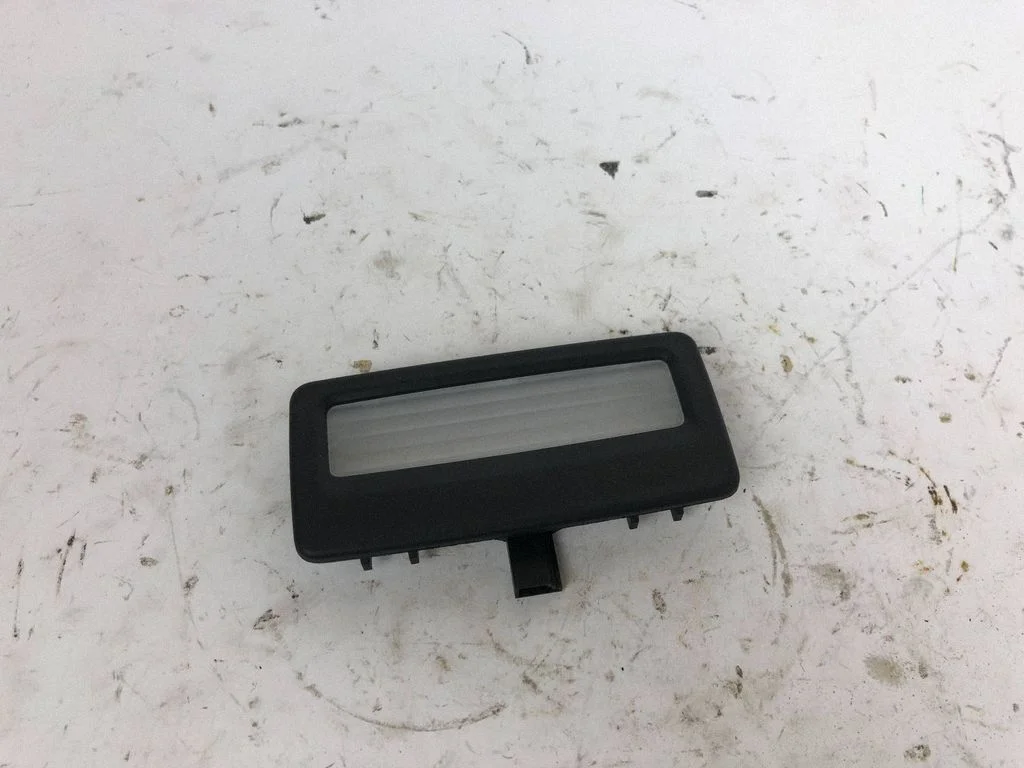 Front seat light 9163764