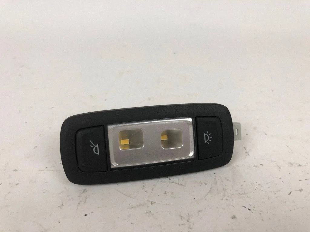 Front seat light 43939089204