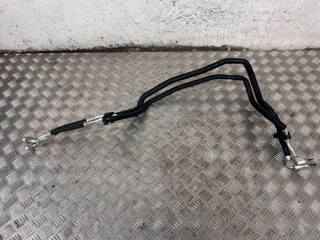Air conditioning (A/C) pipe/hose 670001961