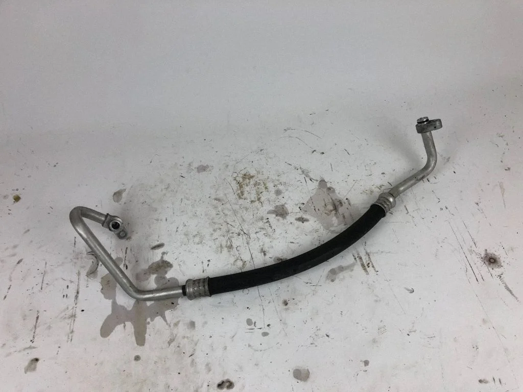 Air conditioning (A/C) pipe/hose