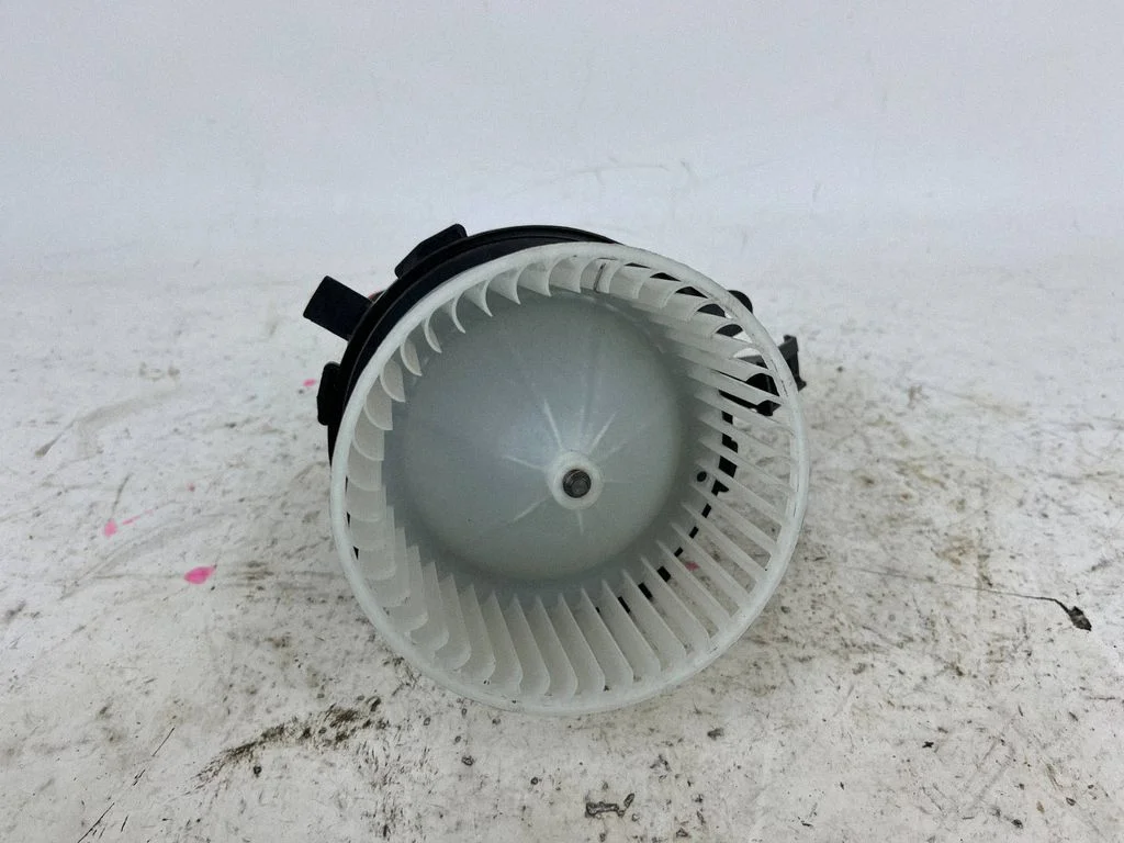 Krāsniņas ventilators/pūtējs