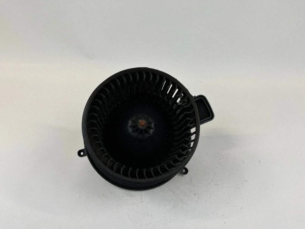 Krāsniņas ventilators/pūtējs – Maserati Ghibli (2013-)