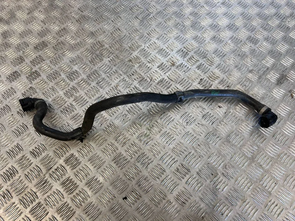 Engine coolant pipe/hose 8673201