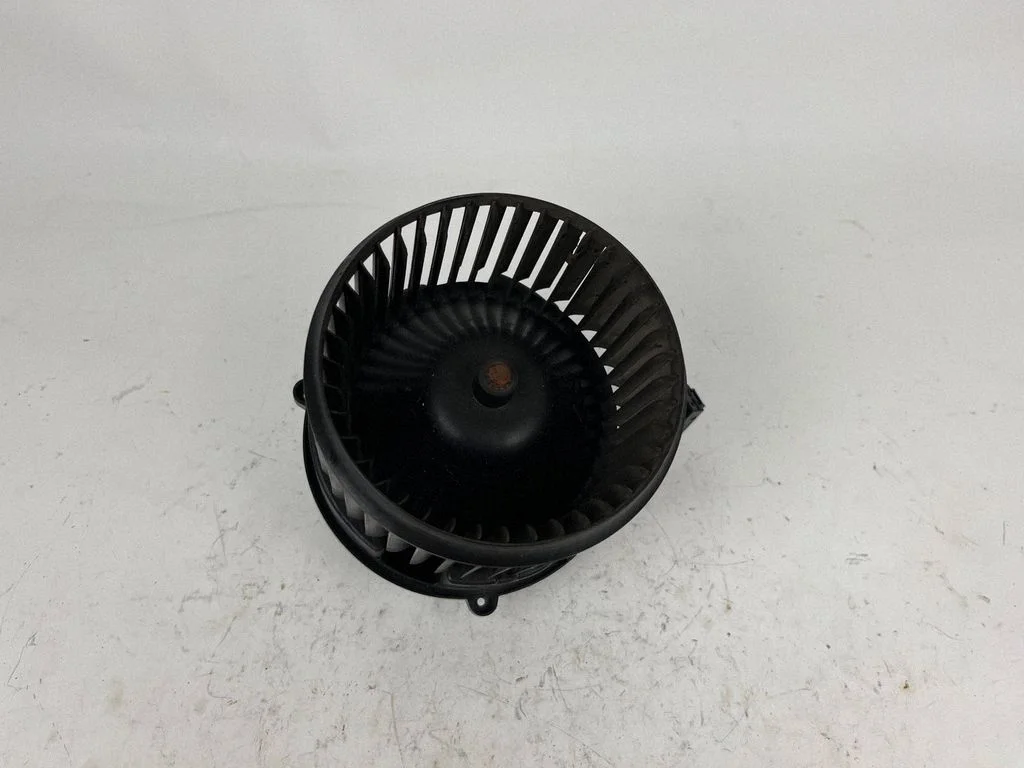 Salongipuhur – BMW X1 F48 F49 (2015-2022)
