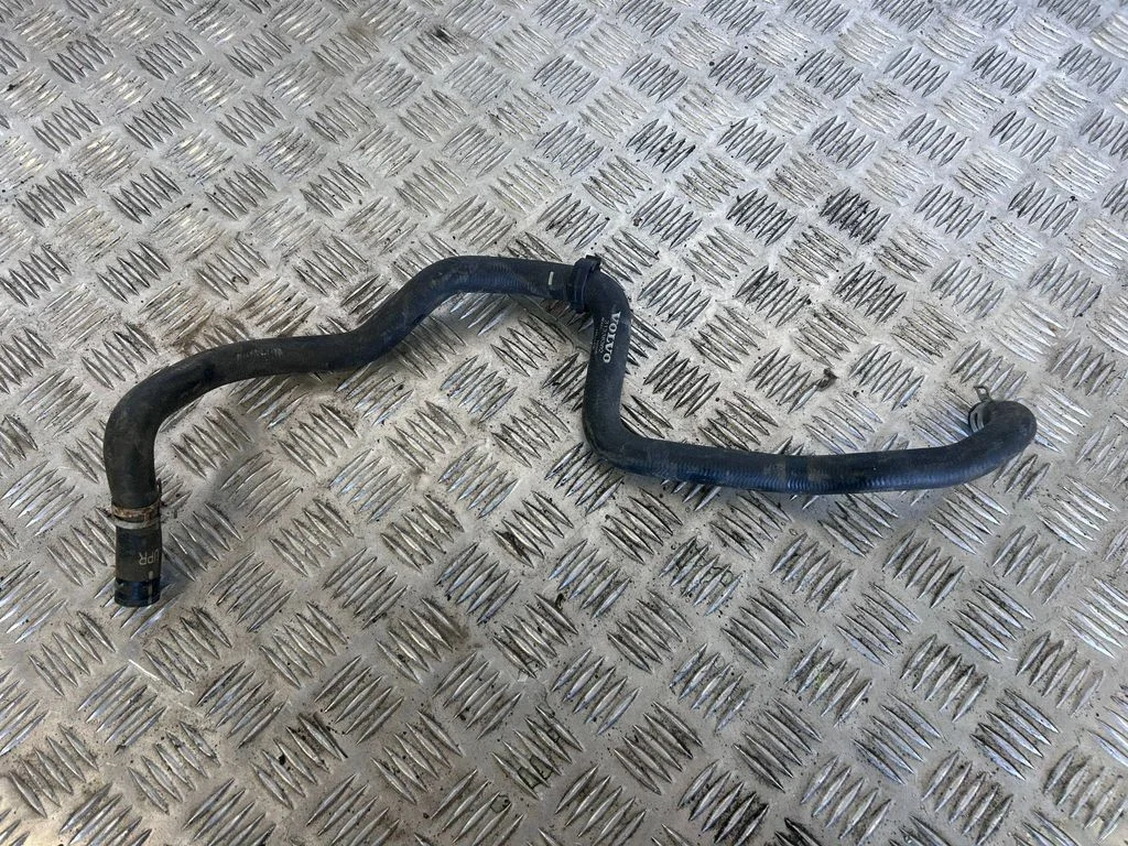 Engine coolant pipe/hose – Volvo XC60 (2017-)
