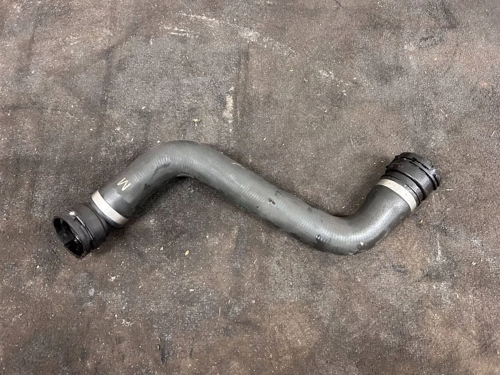 Engine coolant pipe/hose 7809821