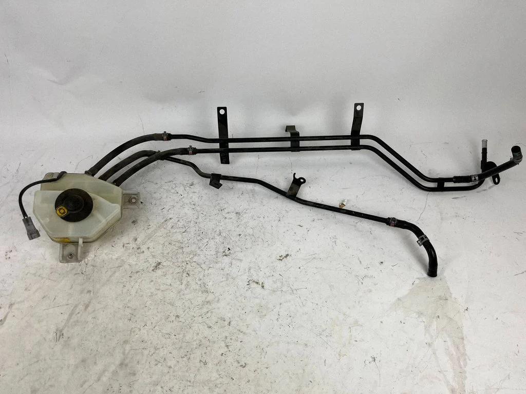 Coolant expansion tank/reservoir