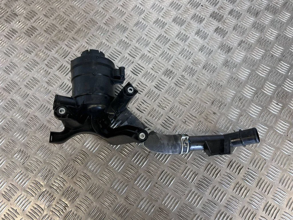 Coolant expansion tank/reservoir